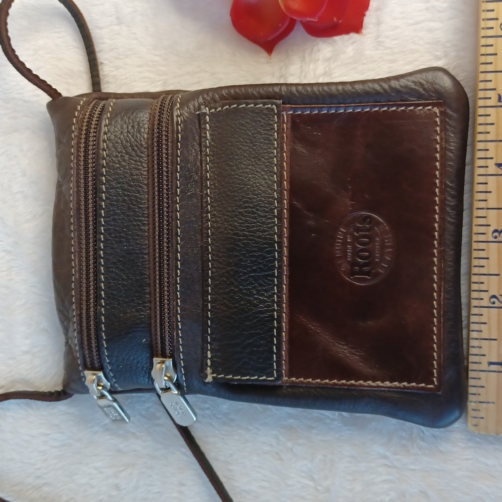 Urban Pouch from Roots - Picture 8 of 9